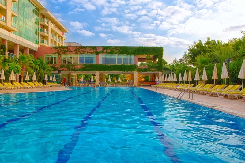 Alanya utazás Primasol Telatiye Resort Hotel