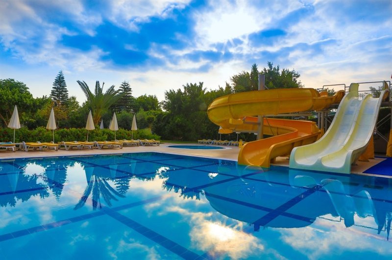 Alanya utazás Primasol Telatiye Resort Hotel