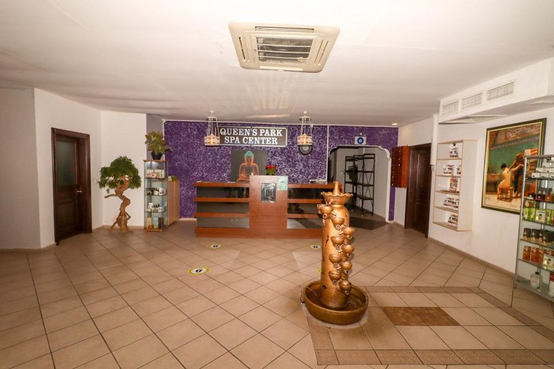 Kemer utazás Queens Park Goynuk