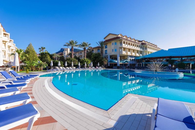 Kemer utazás Queens Park Le Jardin Resort