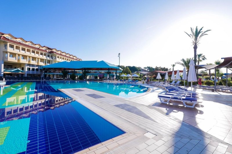 Kemer utazás Queens Park Le Jardin Resort