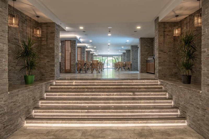 Alanya utazás Riviera Zen Hotel