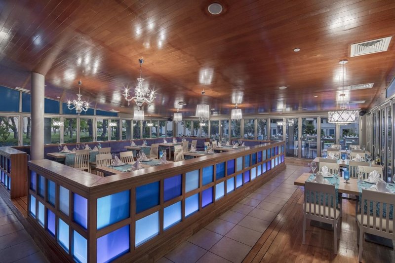 Kemer utazás Rixos Sungate