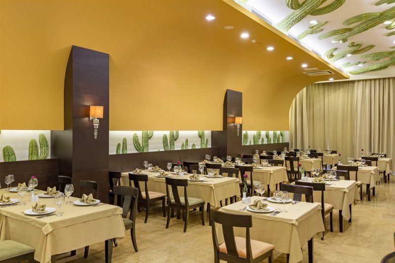 Antalya utazás Royal Holiday Palace