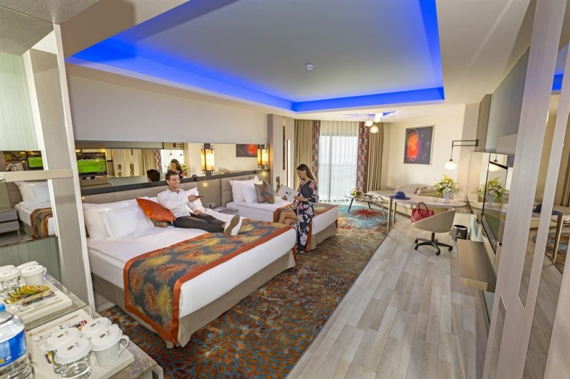 Antalya utazás Royal Seginus