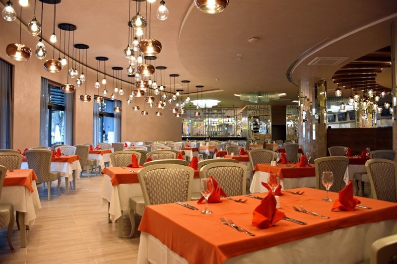 Antalya utazás Royal Wings