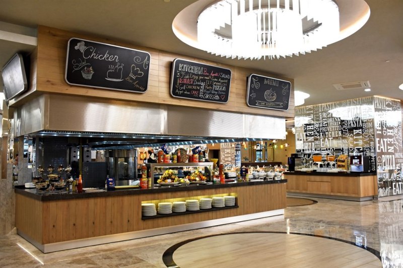 Antalya utazás Royal Wings