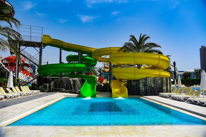 Antalya utazás Royal Wings