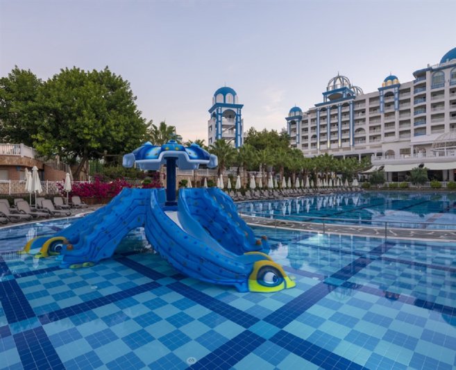 Alanya utazás Rubi Platinum Resort & Spa