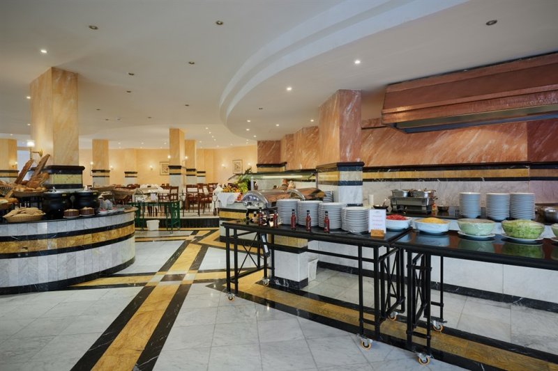 Hurghada utazás Sea Star Beau Rivage