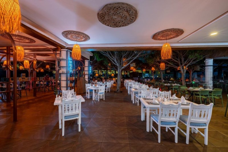 Selectum Family Resort Side Side