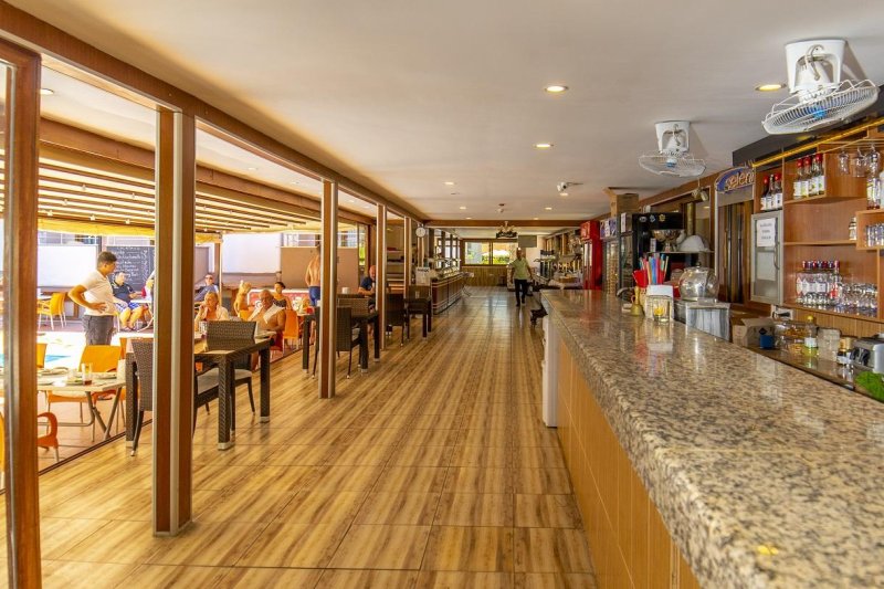 Side utazás Selenium Hotel