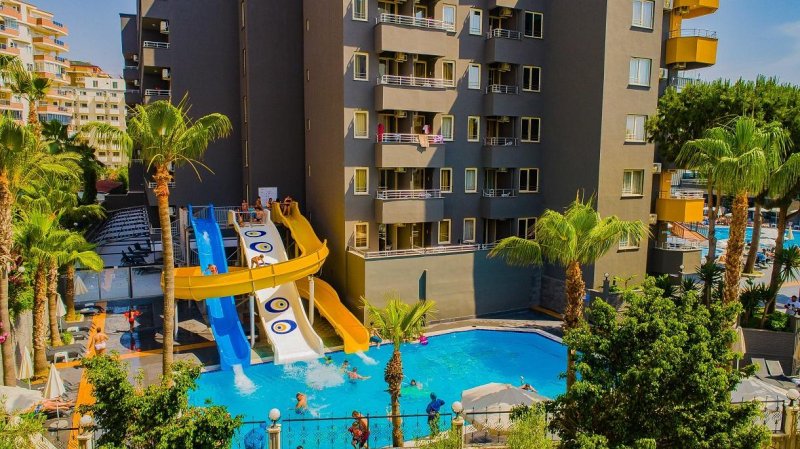 Alanya utazás Senza Grand Santana