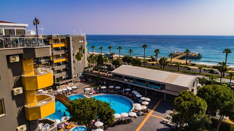 Alanya utazás Senza Grand Santana