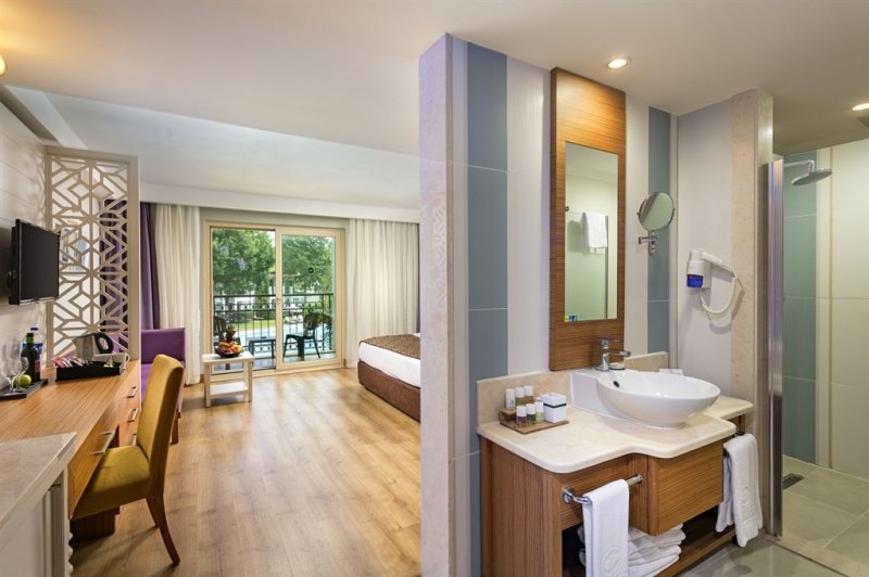 Kemer utazás Sherwood Exclusive Kemer