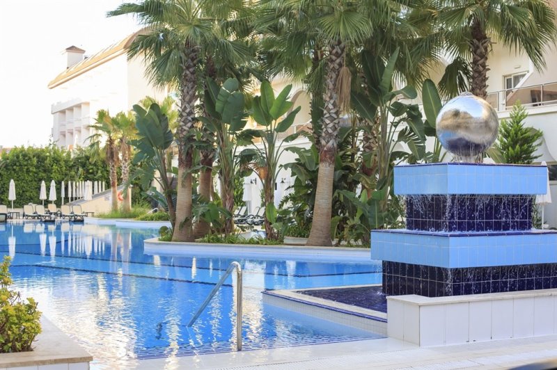 Side utazás Side Crown Palace