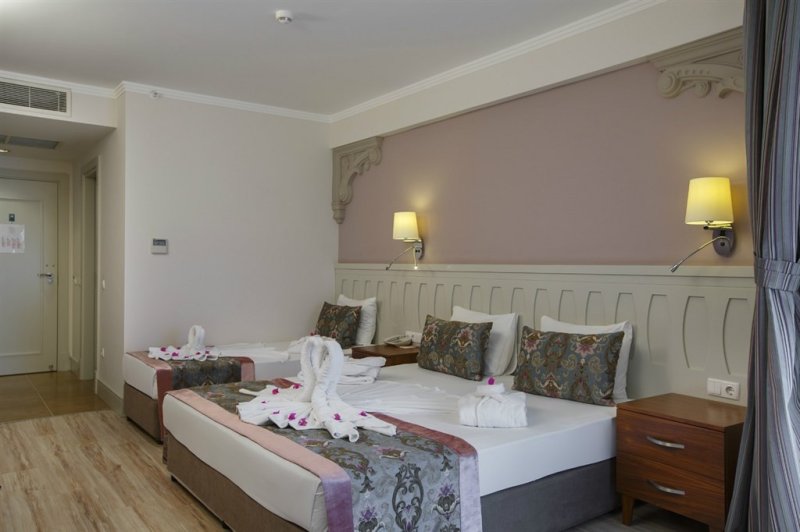 Side utazás Side Crown Serenity