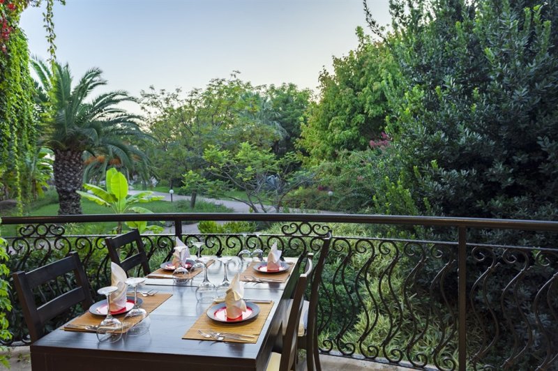 Side utazás Sunrise Resort Special Rooms