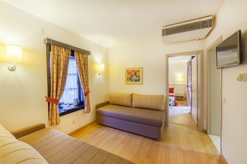 Sunrise Resort Special Rooms Side