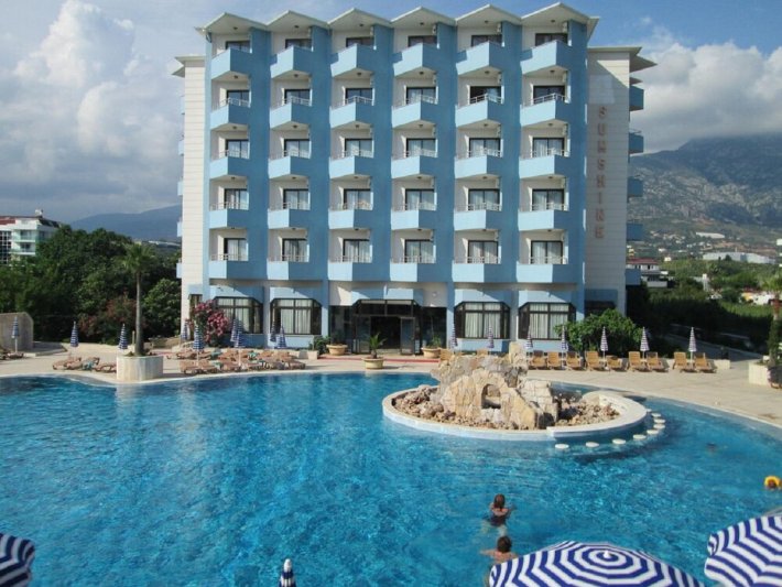 Alanya utazás Sunshine Hotel