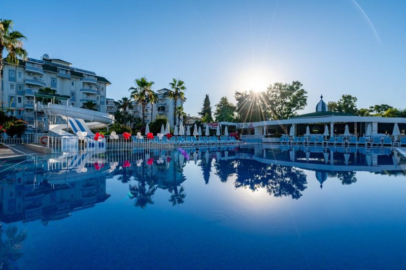 Alanya utazás The Garden Beach Hotel