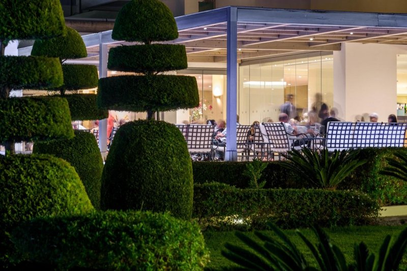 Rodosz utazás The Ixian Grand & All Suites