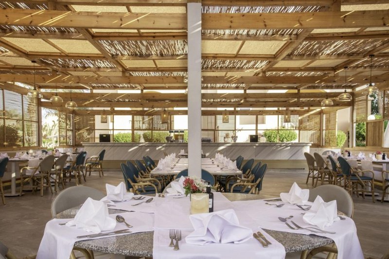 El Gouna utazás The Three Corners Rihana Resort