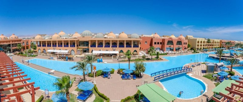 Titanic Beach Hurghada