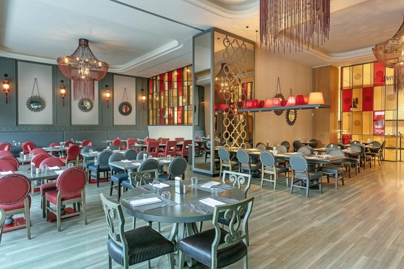 Antalya utazás Titanic Deluxe Lara