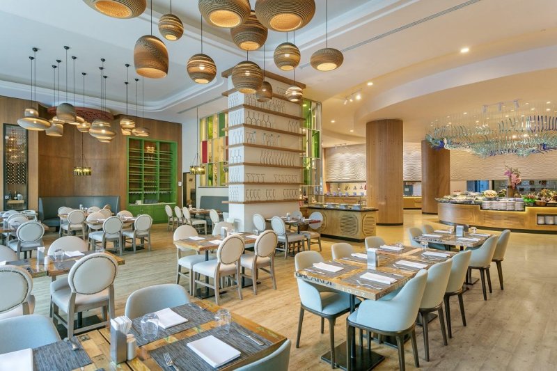 Antalya utazás Titanic Deluxe Lara