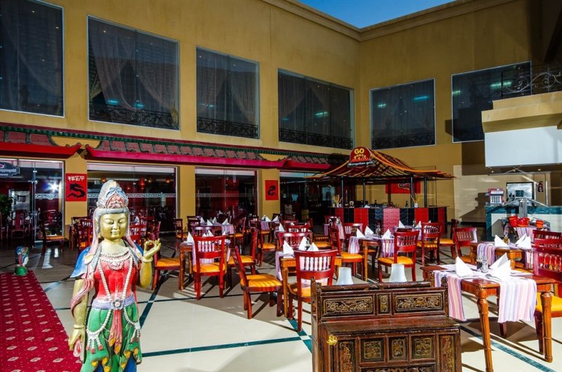 Hurghada utazás Titanic Palace