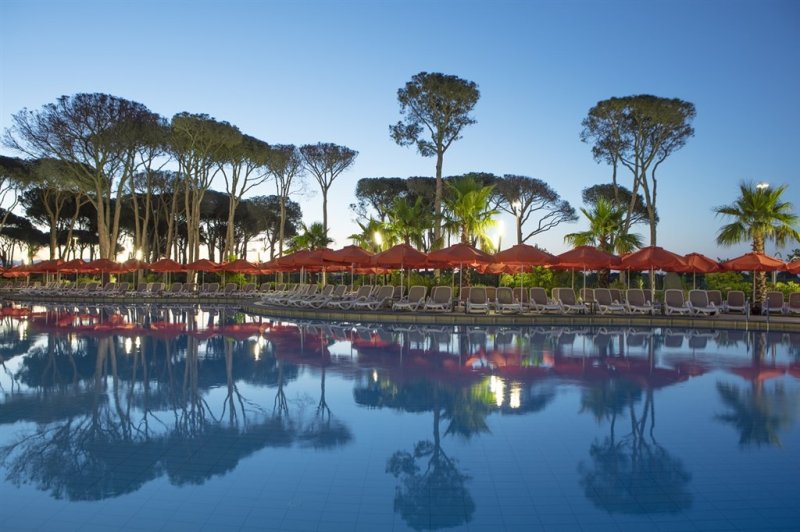 Antalya utazás Trendy Lara Hotel