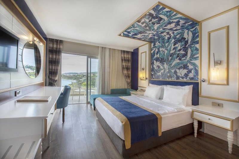 Alanya utazás Utopia Beach Club