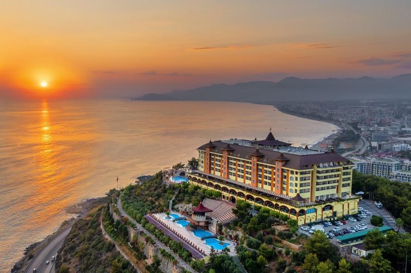 Alanya utazás Utopia World Hotel