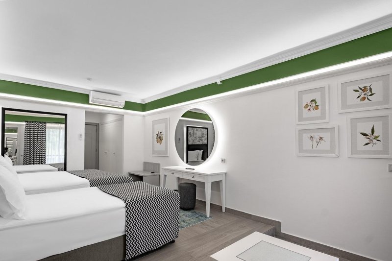 Alanya utazás Utopia World Hotel