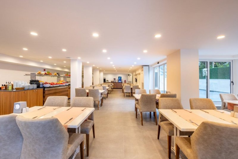 Kemer utazás Viking Beach Hotel