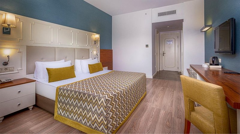 Side utazás Well Palace Side