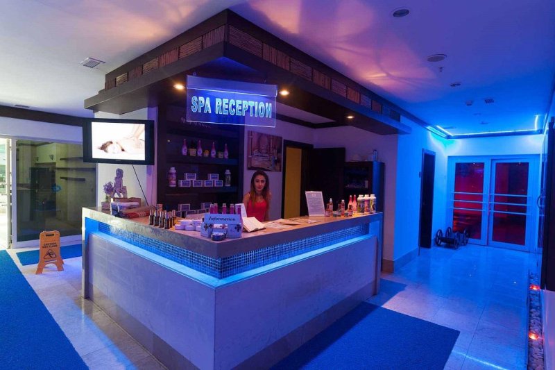 Kemer utazás Zena Resort Hotel