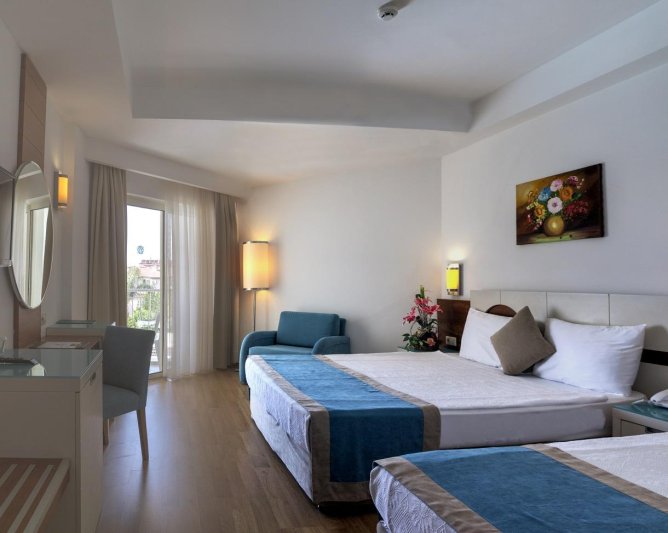 Kemer utazás Zena Resort Hotel