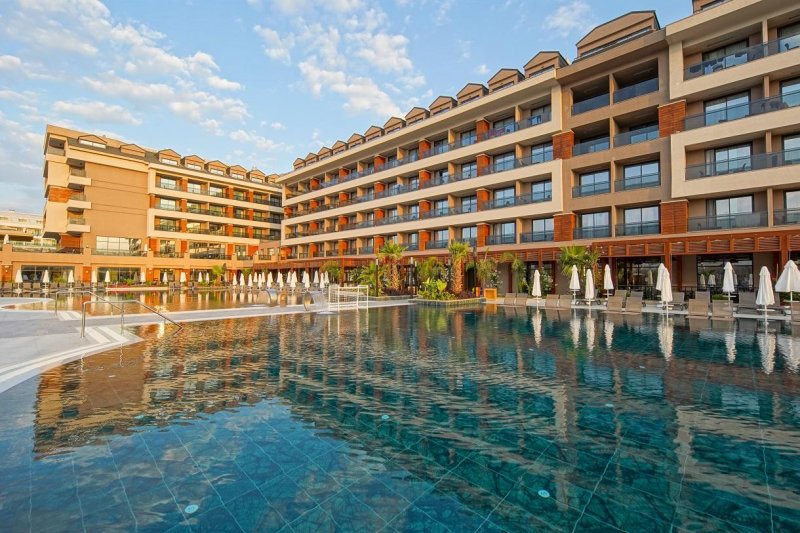 Aletris Deluxe Hotel & Spa Side