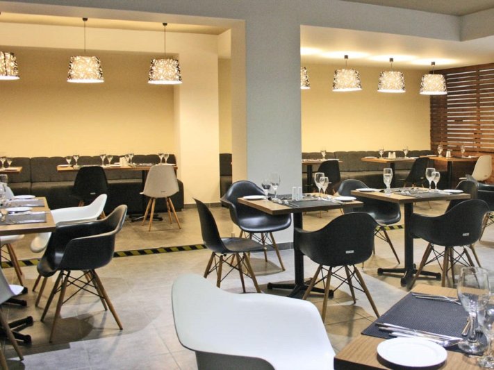 Amphitryon City Hotel Rodosz