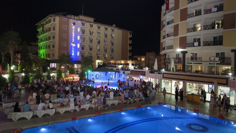 Alanya utazás Arabella World Hotel