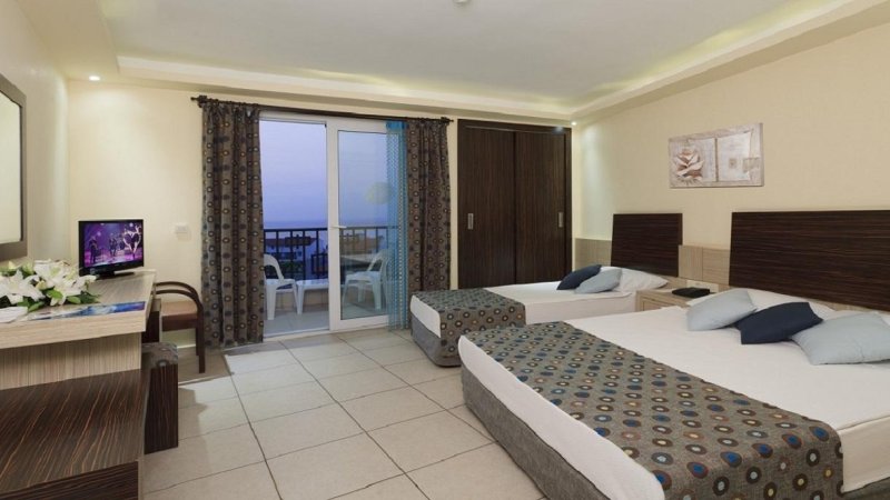 Alanya utazás Arabella World Hotel