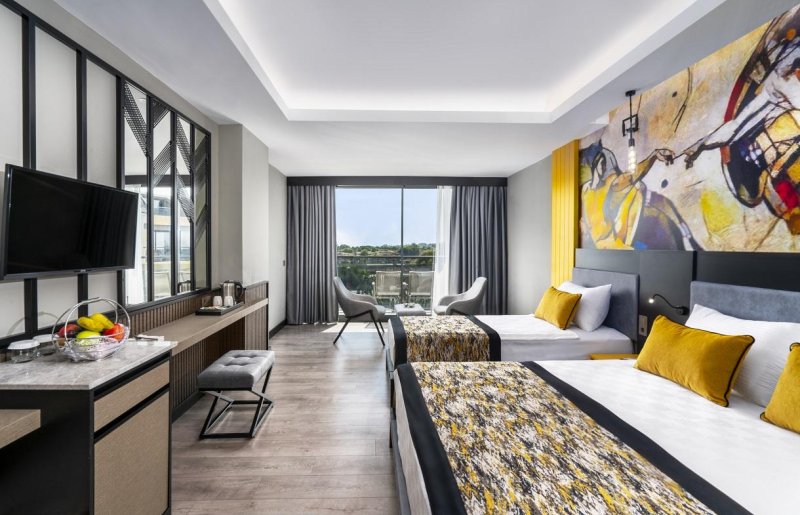 Arnor De Luxe Hotel & Spa Side