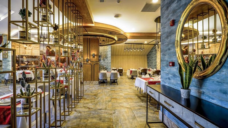 Arnor De Luxe Hotel & Spa Side