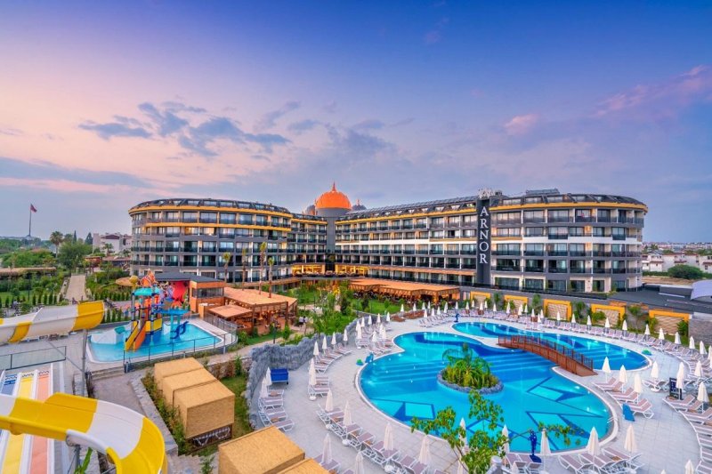Arnor De Luxe Hotel & Spa Side