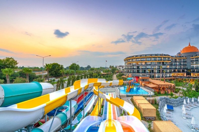 Arnor De Luxe Hotel & Spa Side