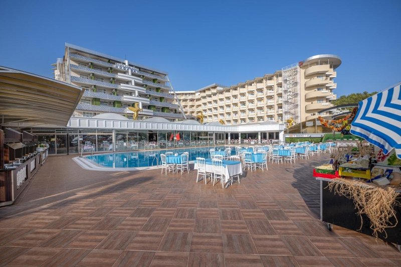 Alanya utazás Beach Club Doganay