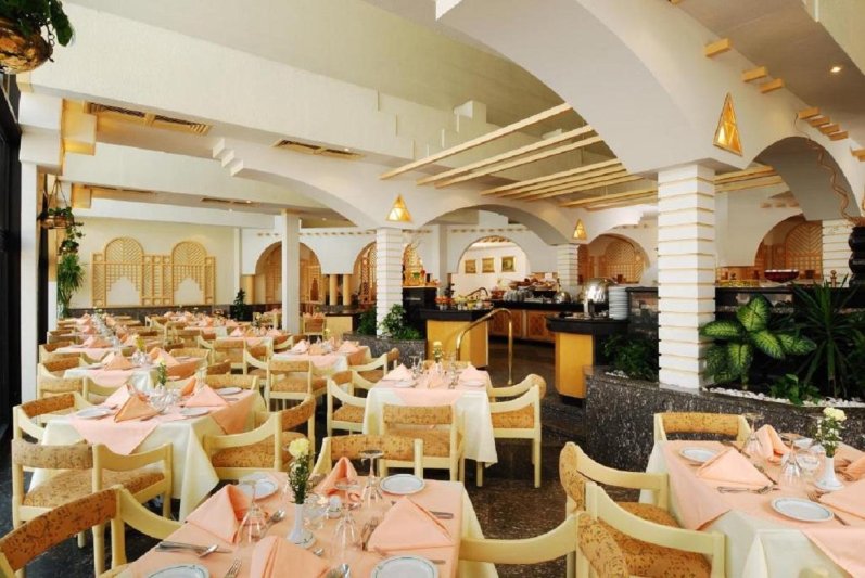 Kairó utazás Cailxrhrg - Pyramids Resort Jaz