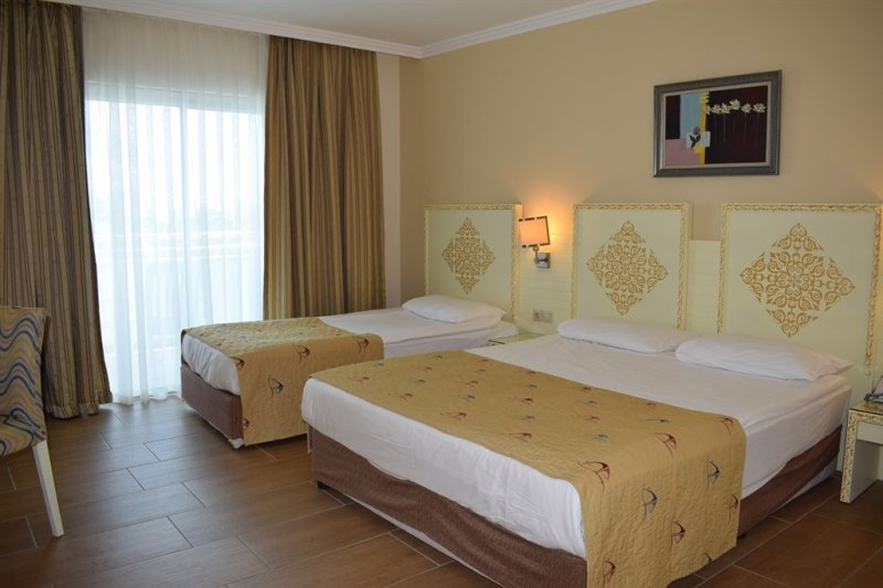 Side utazás Crystal Admiral Resort Suites & Spa